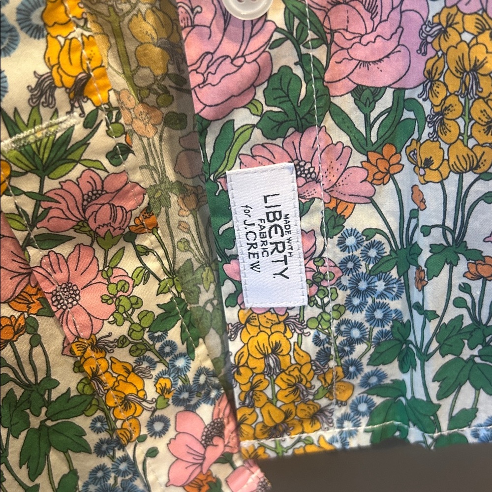 Liberty Fabric J. Crew Floral Button Down Shirt Sz 00 - Picture 2 of 4